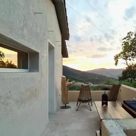 Elicriso Primo Piano Apartmán Portoferraio